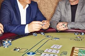 The Differences Between Mini Baccarat And Regular Baccarat